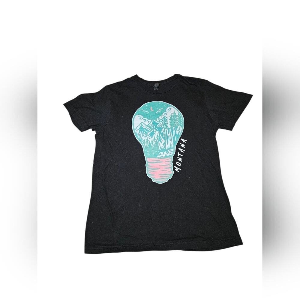 NWOT Small Women's Montana Themed Black Graphic T-Shirt with Light Bulb Design